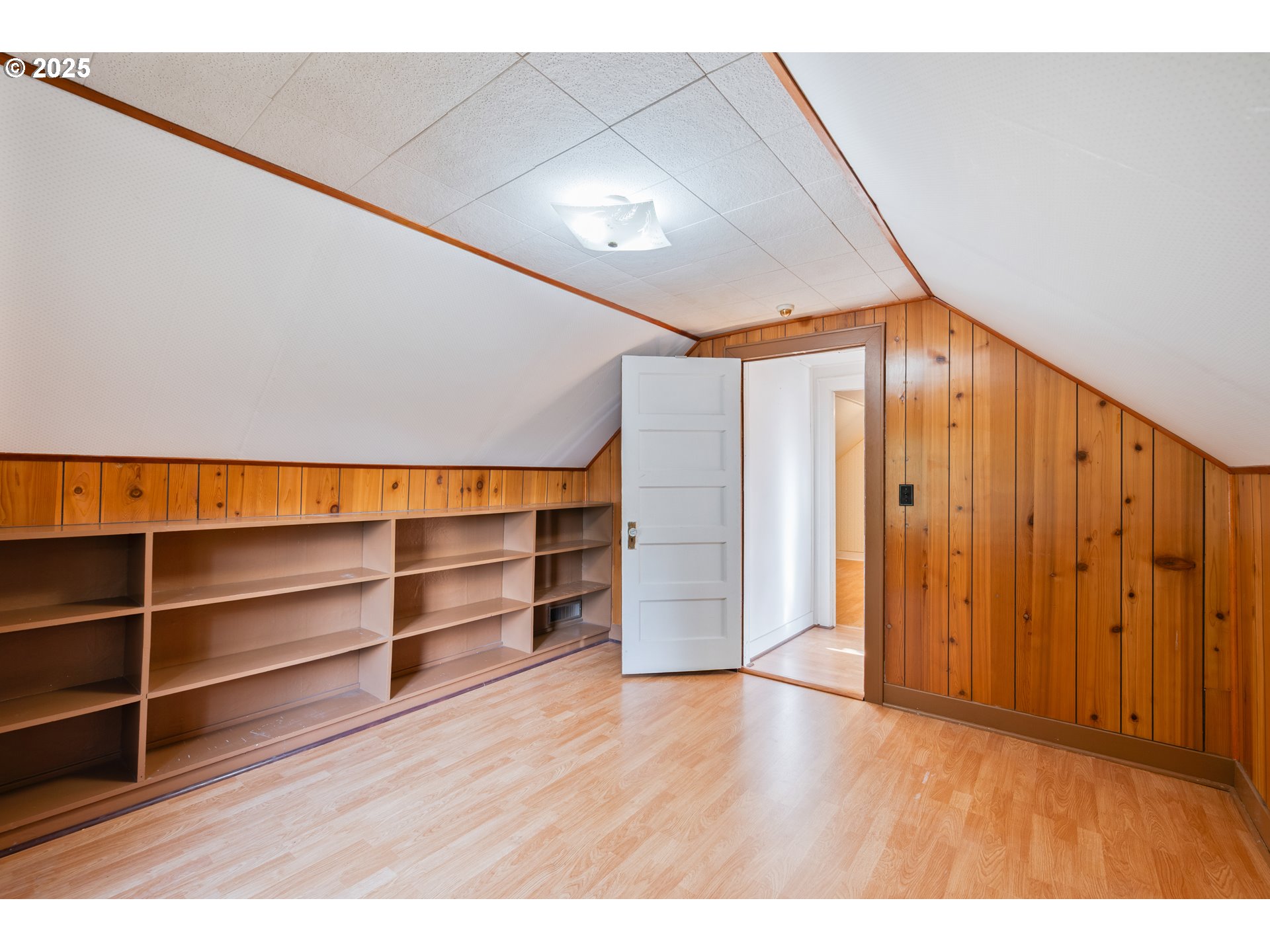 3721 Columbia Heights Road Longview, WA 98632 - Photo 23 of 42