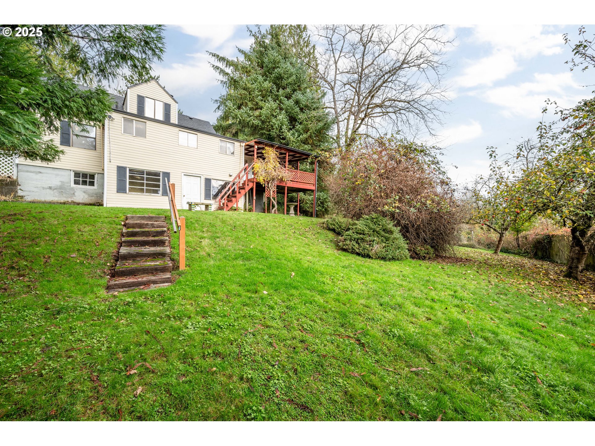 3721 Columbia Heights Road Longview, WA 98632 - Photo 36 of 42