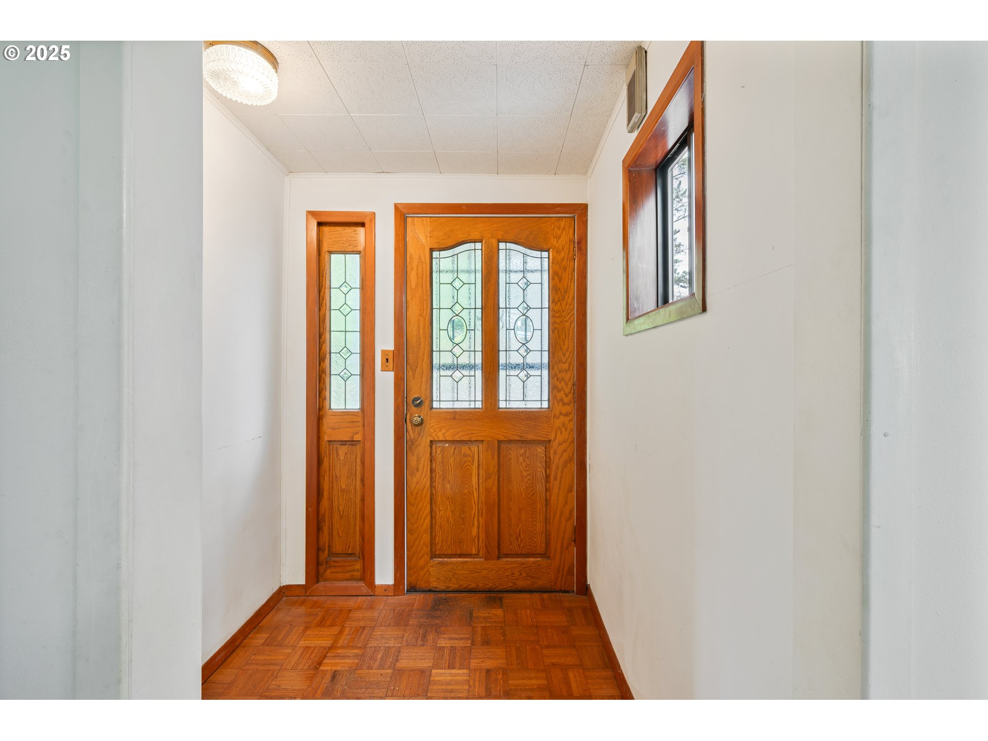 3721 Columbia Heights Road Longview, WA 98632 - Photo 5 of 42