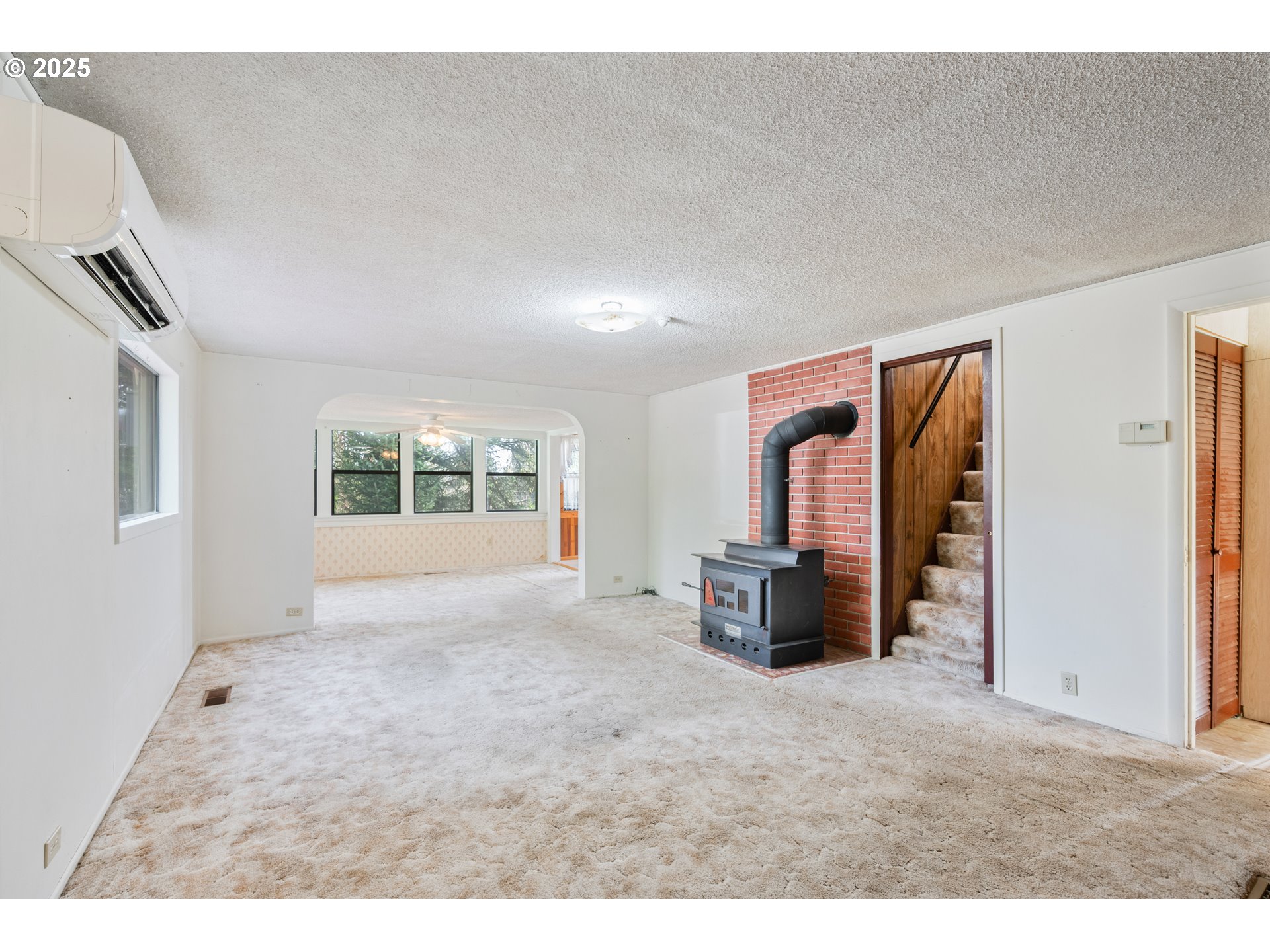 3721 Columbia Heights Road Longview, WA 98632 - Photo 6 of 42