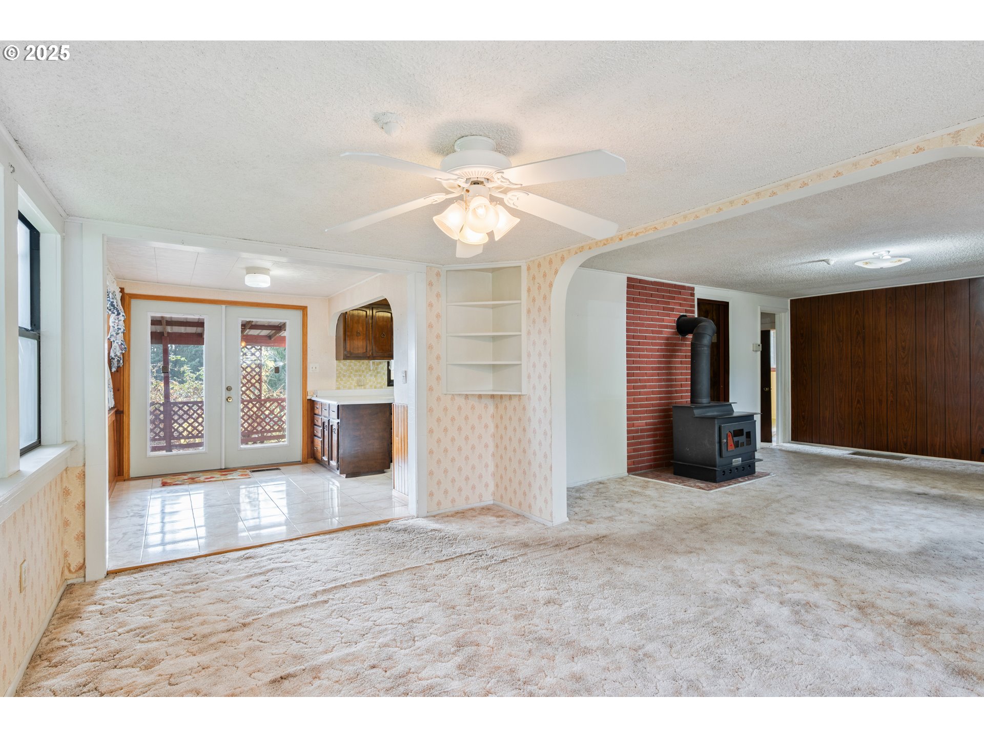 3721 Columbia Heights Road Longview, WA 98632 - Photo 9 of 42