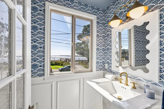 $1,649,000 | 1942 24th Avenue, San Francisco, CA 94116