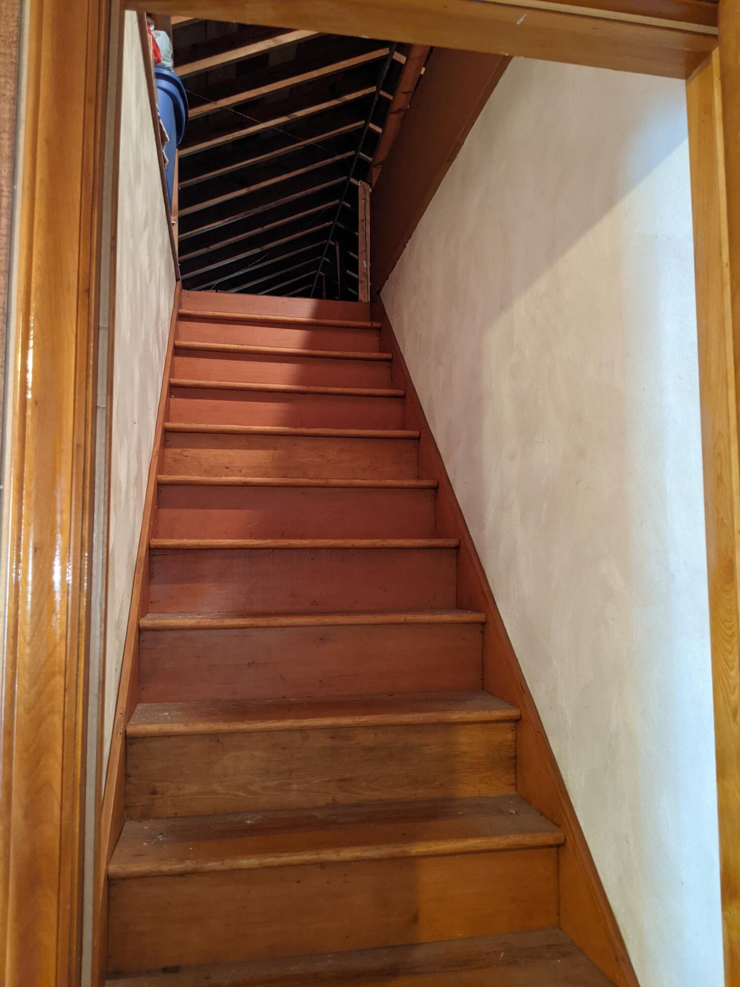 2132 Ranch Road Northwest Roanoke, VA 24017 - Photo 12 of 15 a view of entryway