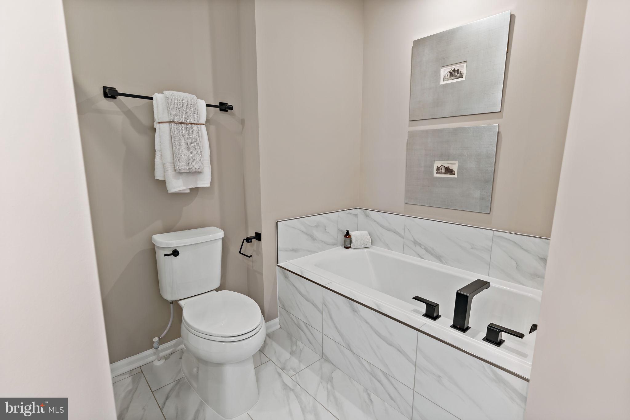 246 Marabou Road Inwood, WV 25428 - Photo 16 of 36