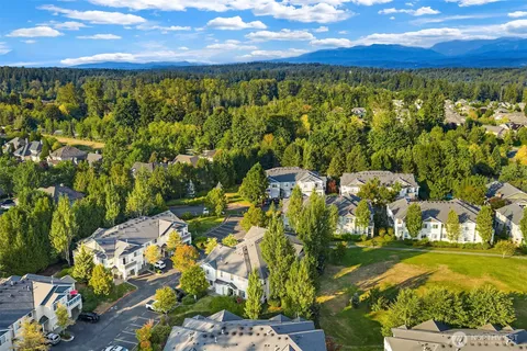 $548,000 | 1855 Trossachs Boulevard Southeast, Unit 2402, Sammamish, WA 98075