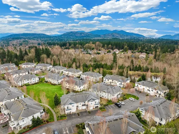 $548,000 | 1855 Trossachs Boulevard Southeast, Unit 2402, Sammamish, WA 98075