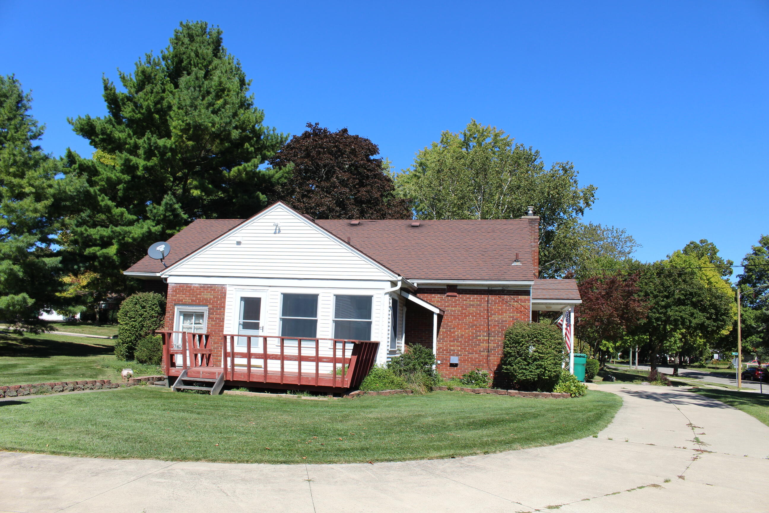 305 Mills Road Saline, MI 48176 - Photo 3 of 88 IMG_0089