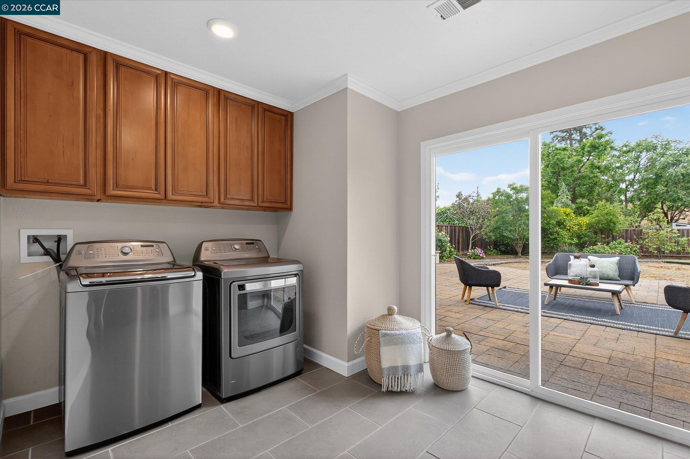 4092 Nulty Drive Concord, CA 94521 - Photo 13 of 33 a view of a kitchen with washer and dryer