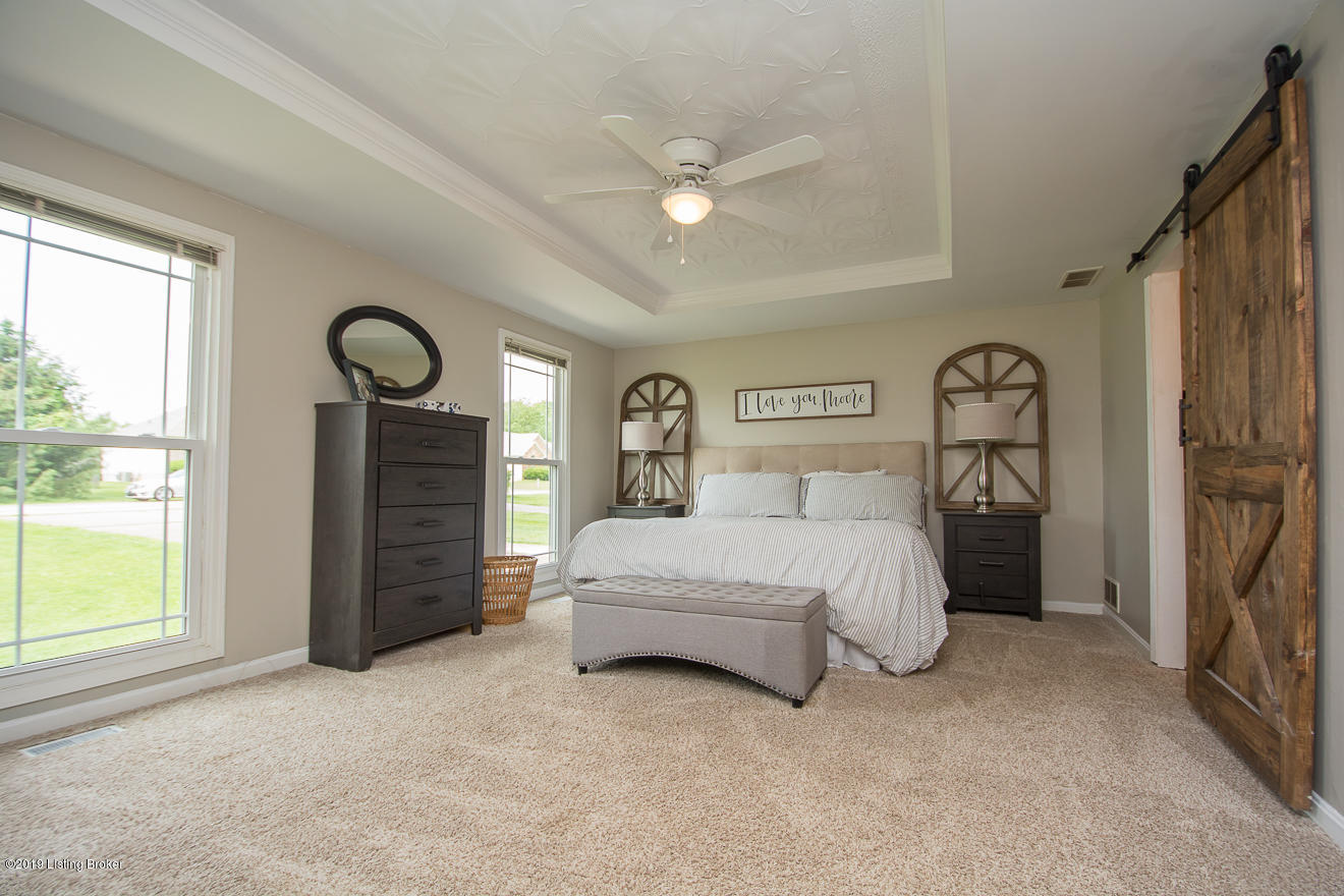 1007 Thorn Bush Road La Grange, KY 40031 - Photo 29 of 43 Master Bedroom