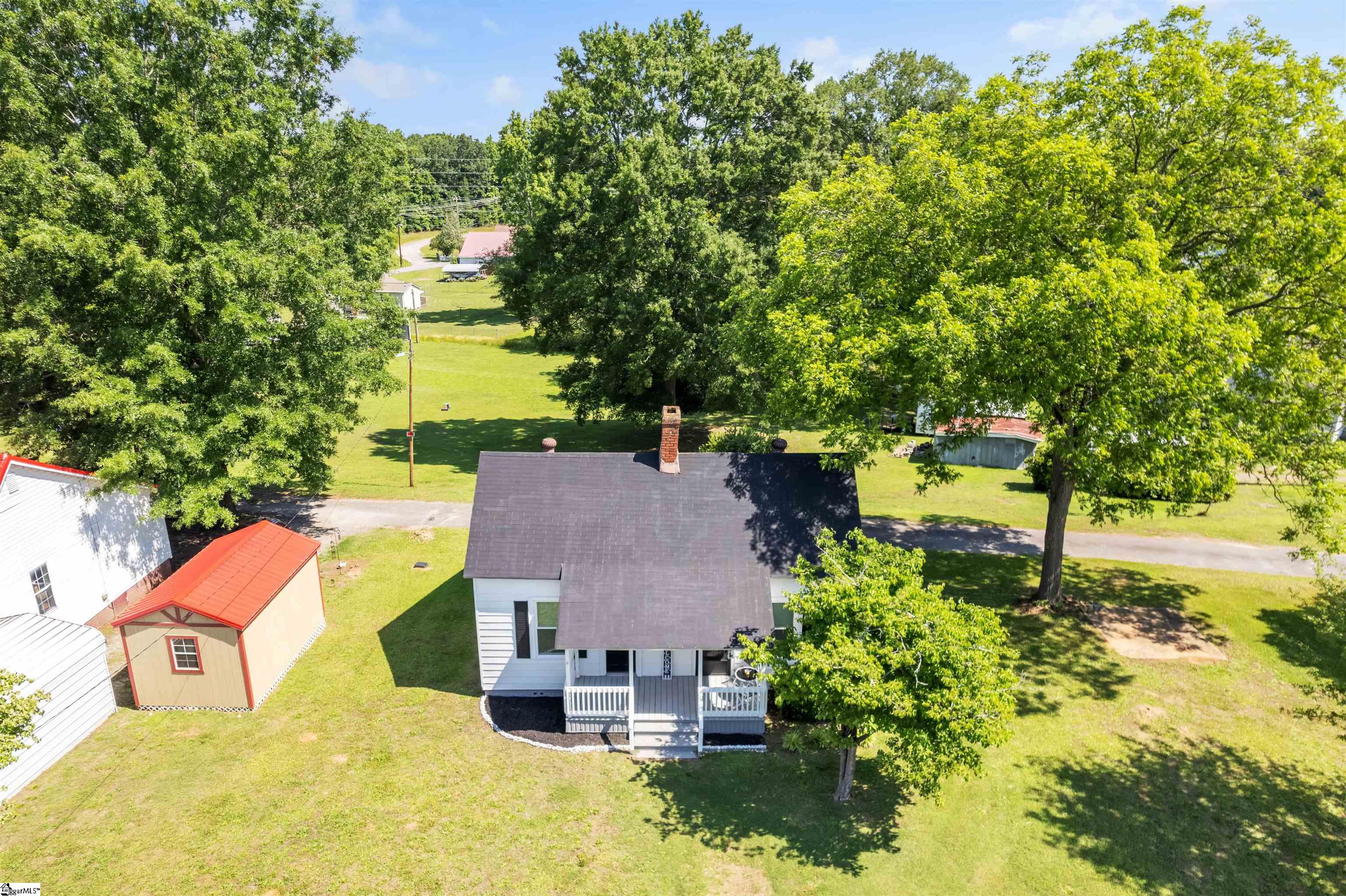 5 Kelly Street Belton, SC 29627 - Photo 2 of 29 Gallery Image 2
