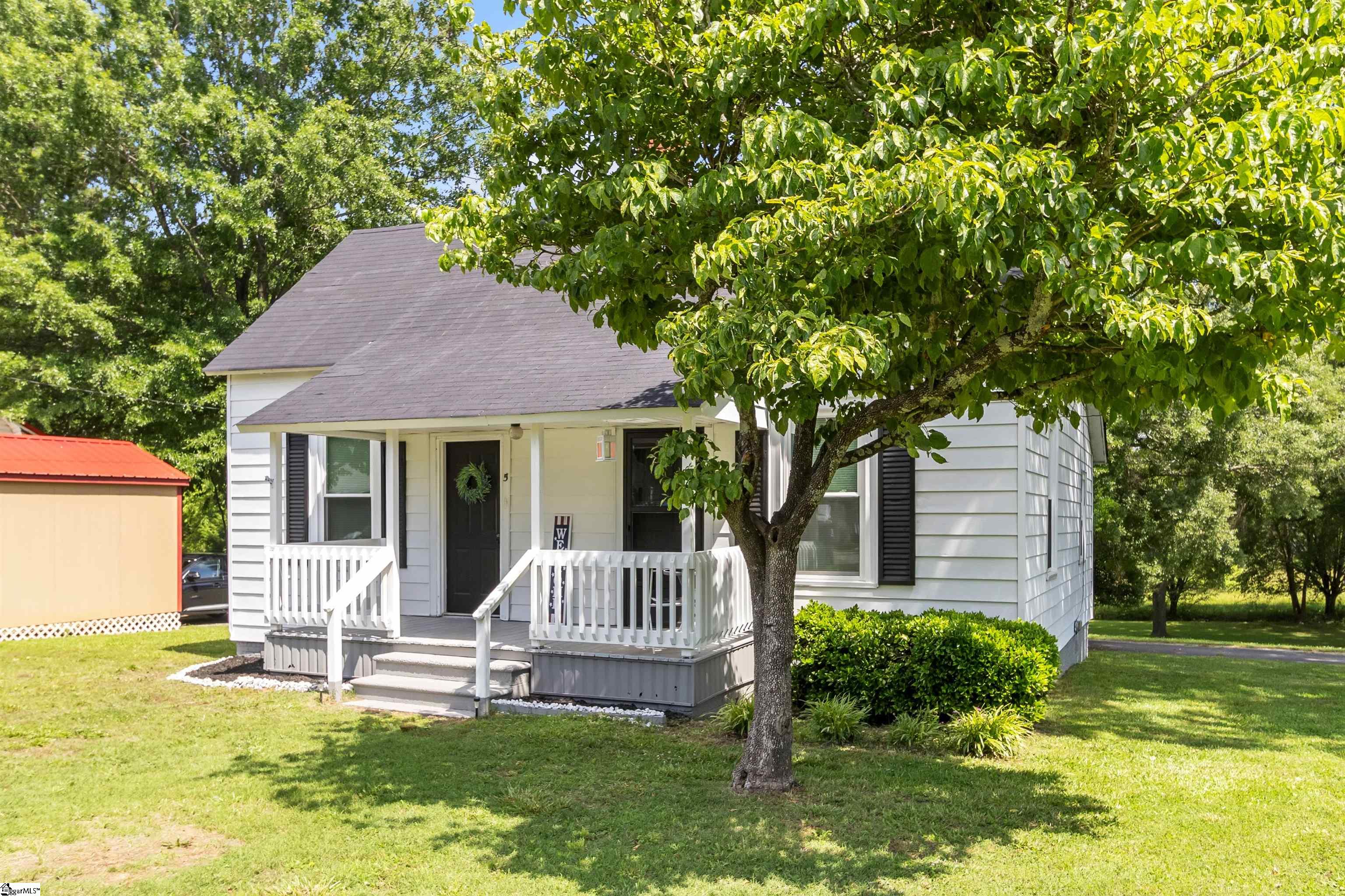 5 Kelly Street Belton, SC 29627 - Photo 3 of 29 Gallery Image 3