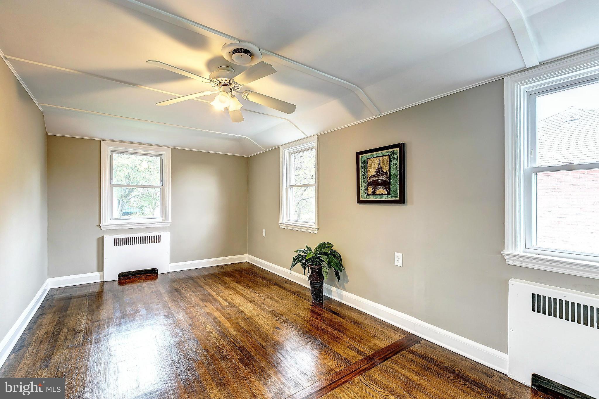 4107 Colonial Road Pikesville, MD 21208 - Photo 22 of 30 Perfect For Family Or Guests