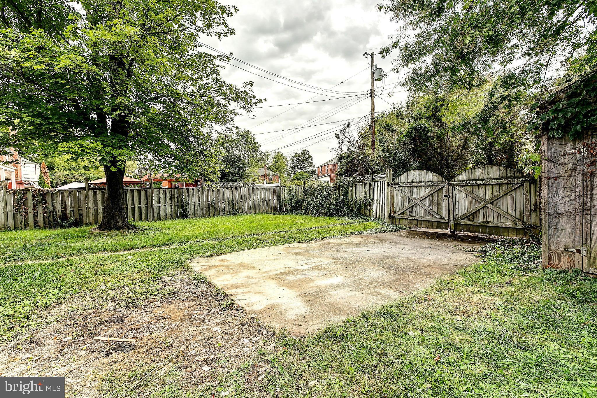4107 Colonial Road Pikesville, MD 21208 - Photo 29 of 30 Parking Pad