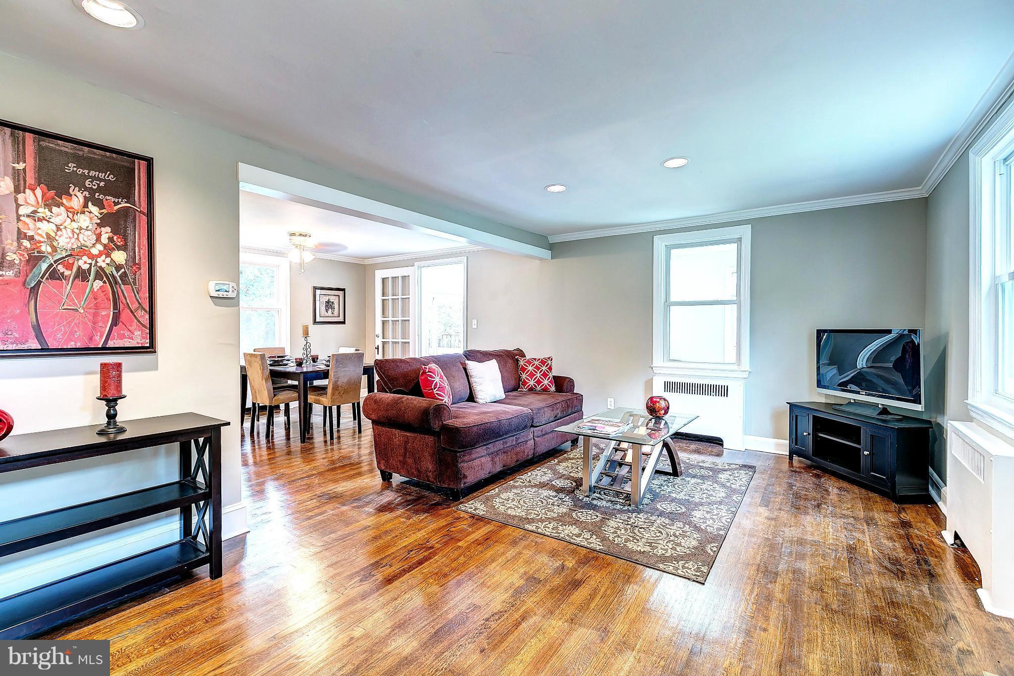 4107 Colonial Road Pikesville, MD 21208 - Photo 4 of 30 Beautiful Hardwood Floors