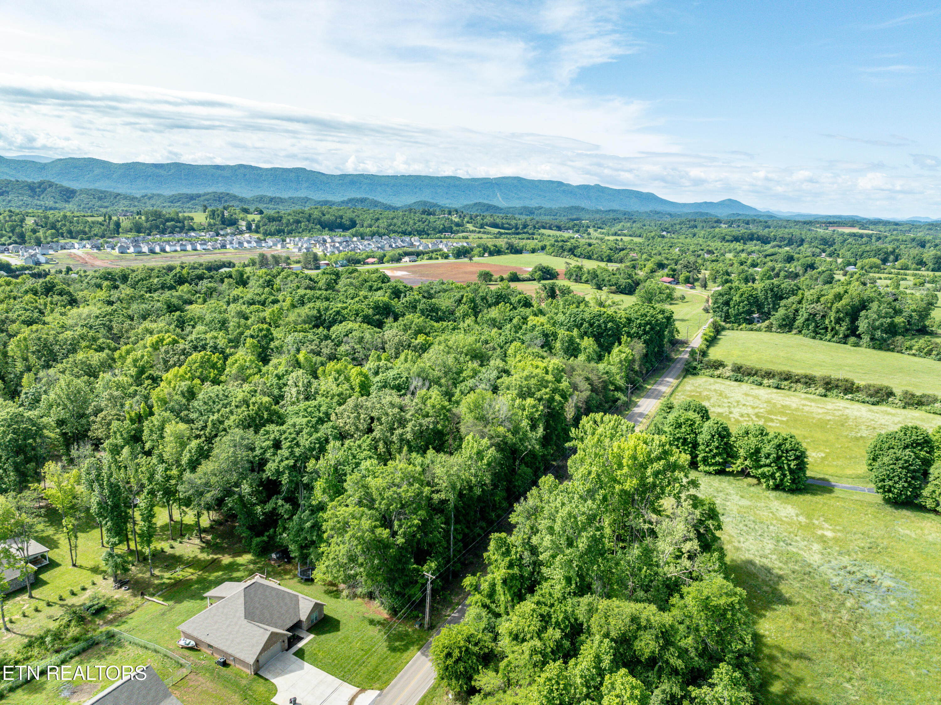 2738 Carpenters Grade Road Maryville, TN 37803 - Photo 7 of 7 DSC_3779