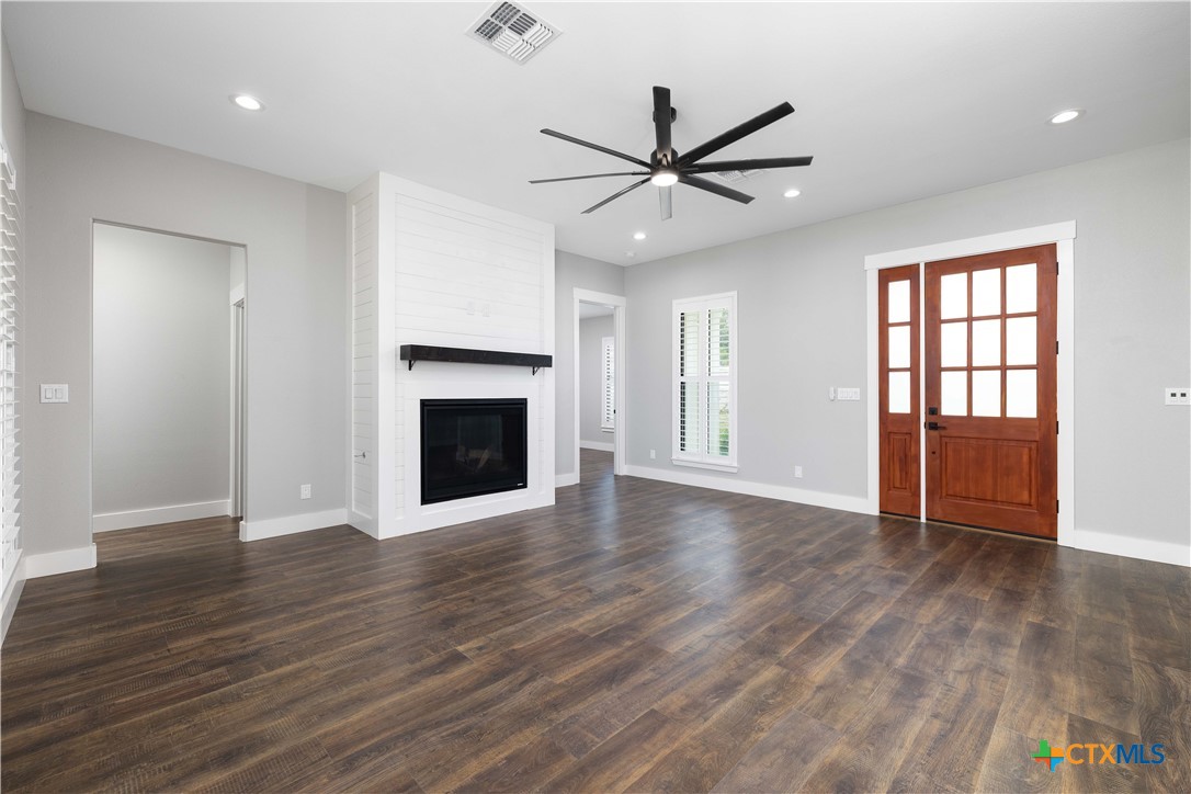 537 Compass Rose Spring Branch, TX 78070 - Photo 3 of 29