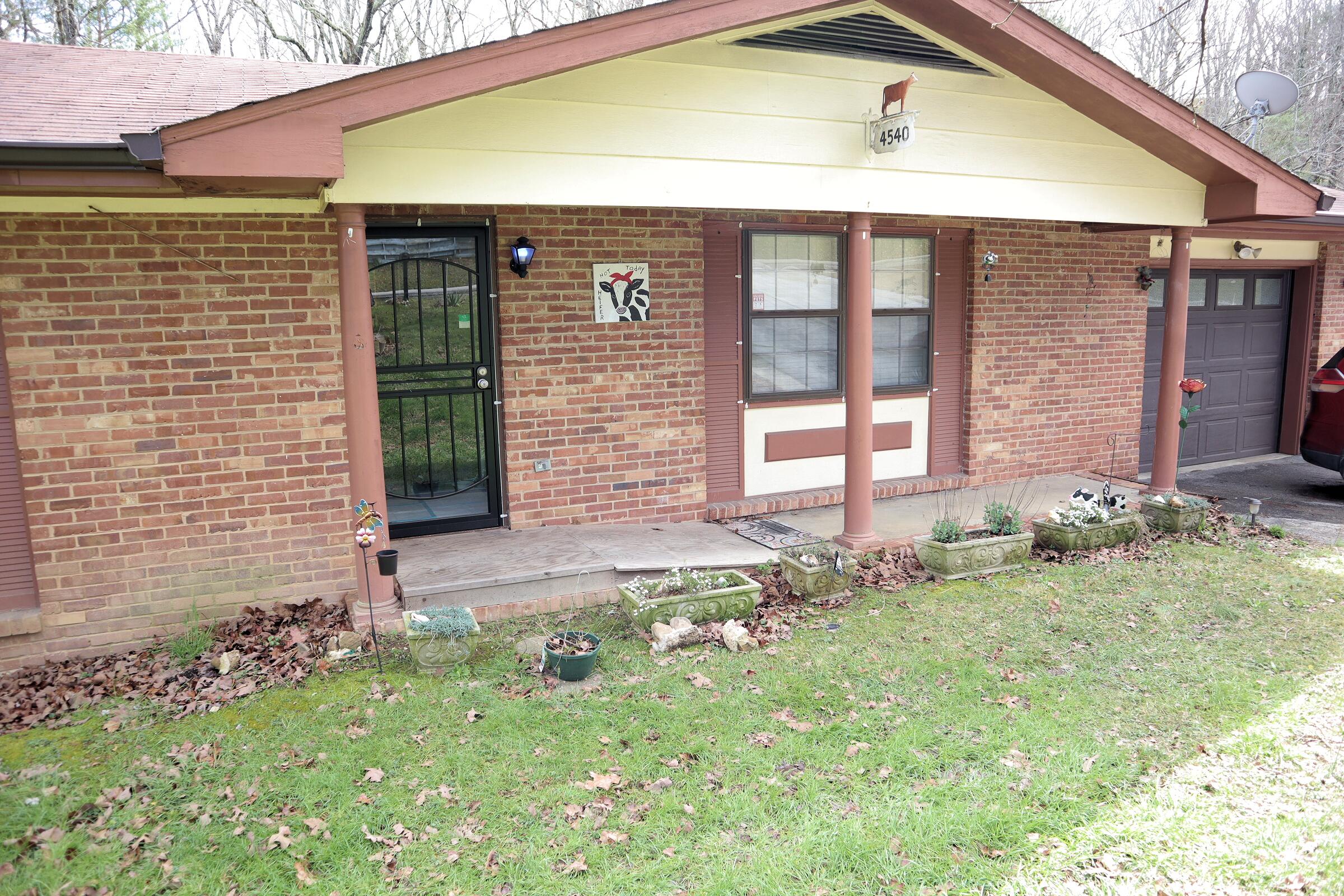 4540 Norcross Road Hixson, TN 37343 - Photo 3 of 58 IMG_1246