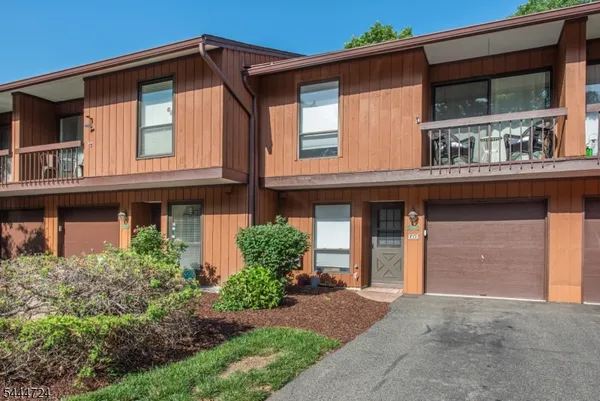 $375,000 | 1068 Treetops, Wharton, NJ 07885