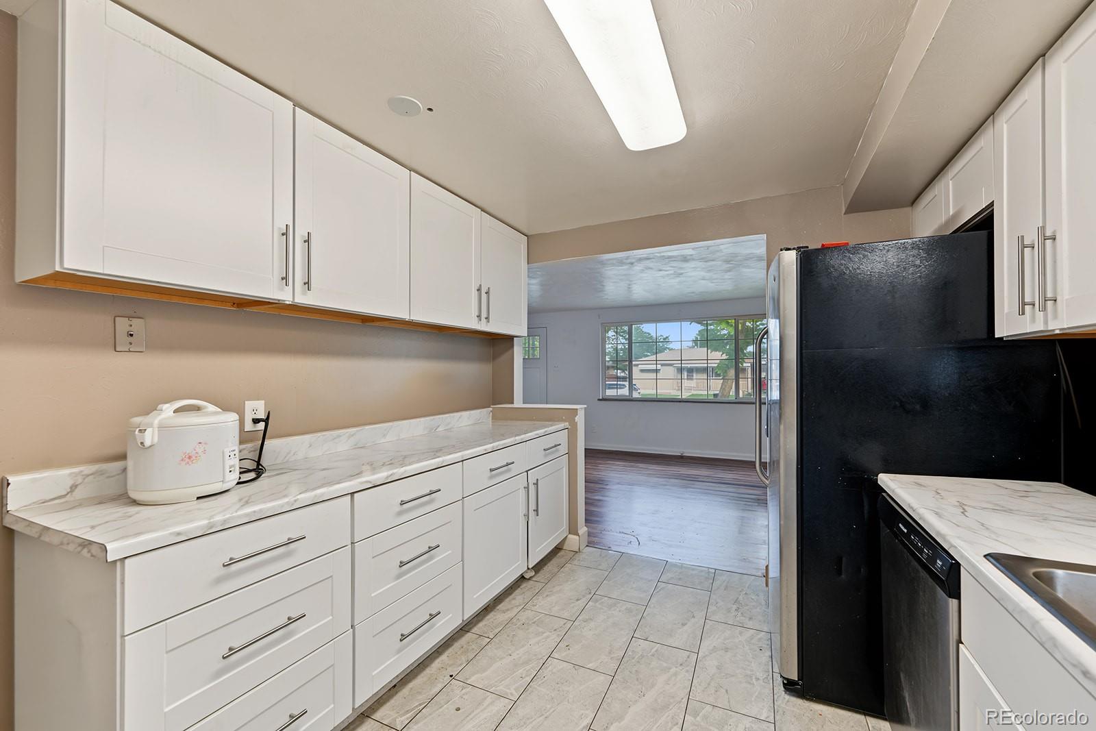 1011 South Decatur Street Denver, CO 80219 - Photo 9 of 30 Gallery Image 9
