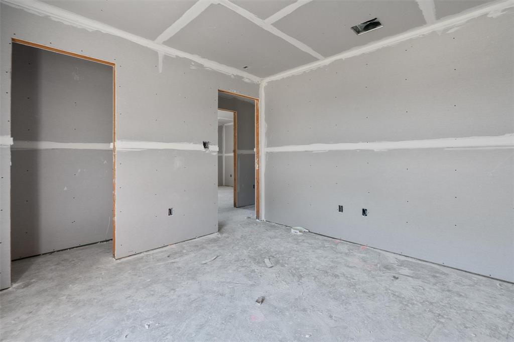 1405 Red Rock Road Hewitt, TX 76643 - Photo 9 of 20 Gallery Image 9
