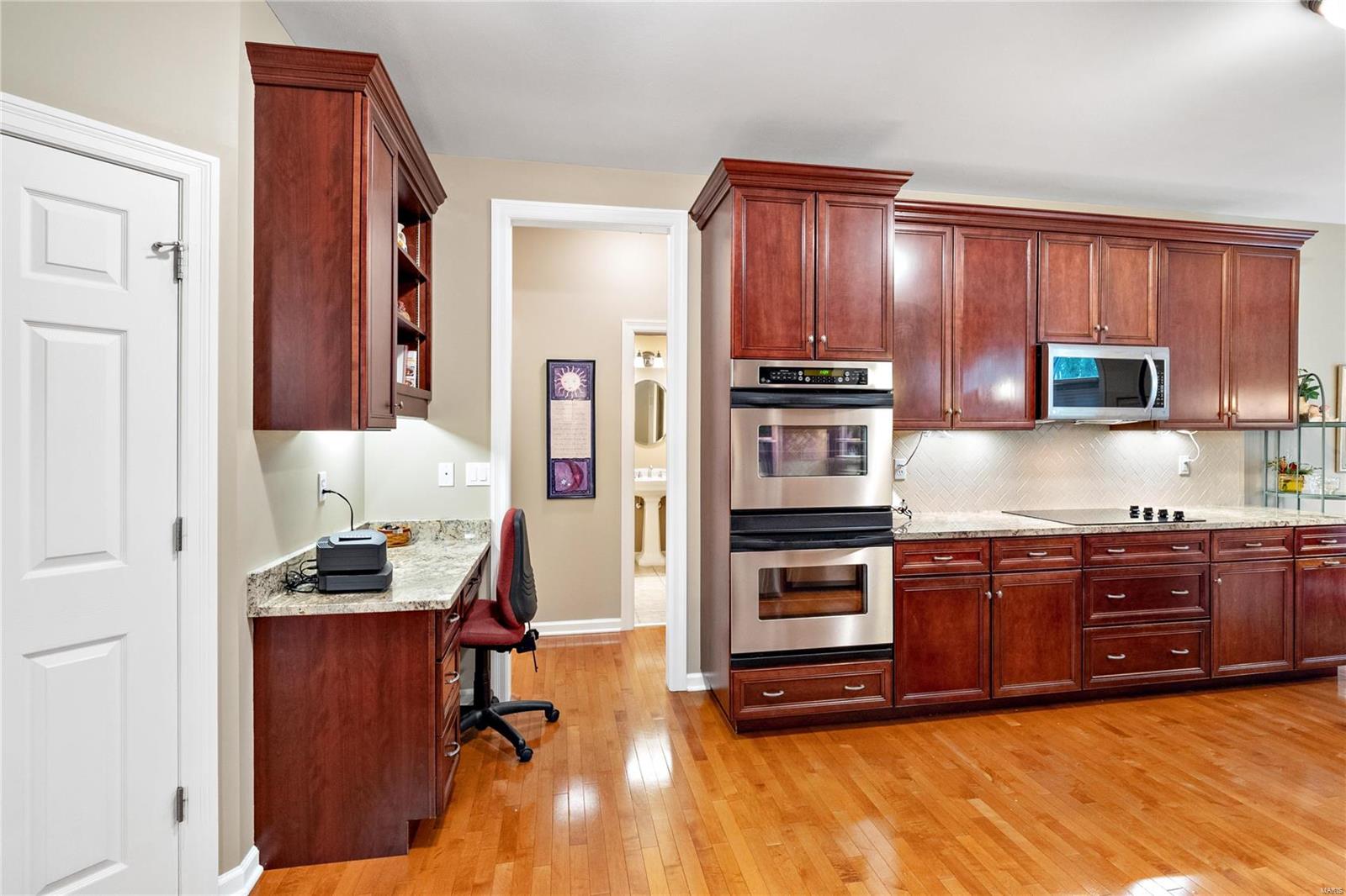 59 Picardy Hill Drive Chesterfield, MO 63017 - Photo 23 of 53