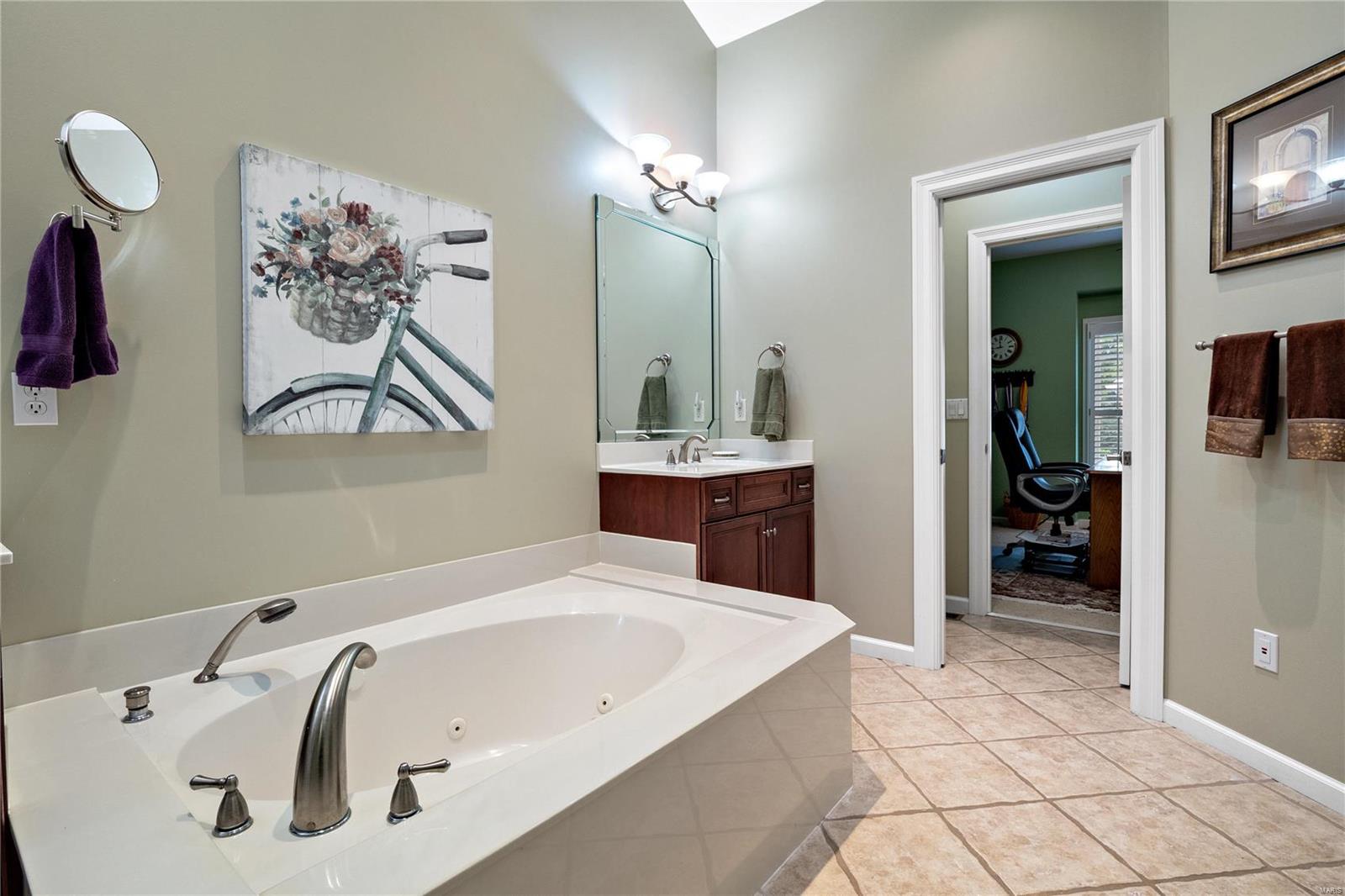 59 Picardy Hill Drive Chesterfield, MO 63017 - Photo 39 of 53