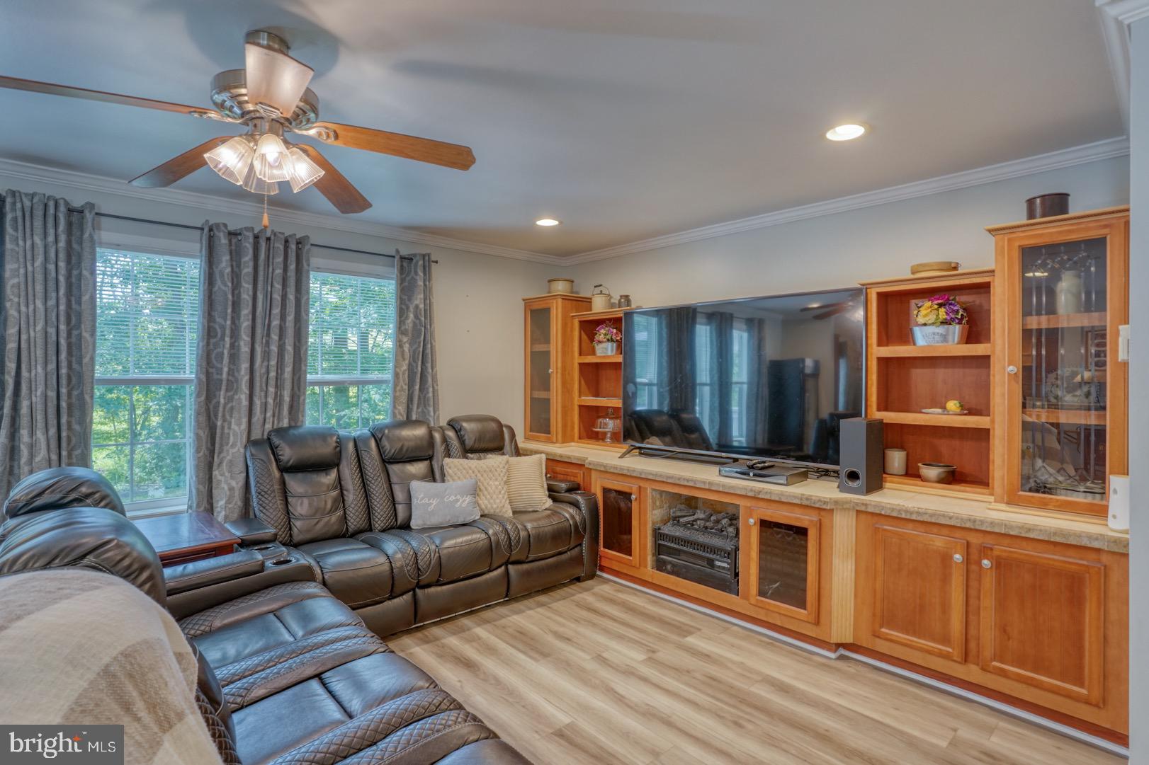 31621 West Edge Road Millington, MD 21651 - Photo 11 of 76 Tons of Natural Light