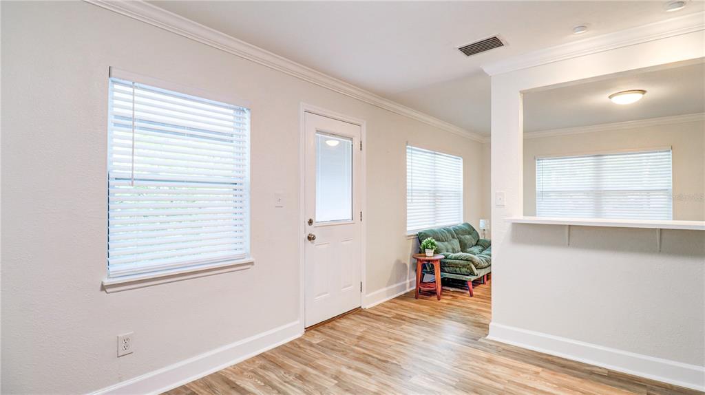 8110 Diagonal Road North St. Petersburg, FL 33702 - Photo 20 of 55