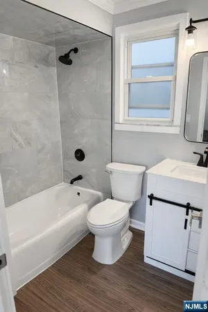 $2,450 | 111 Willow Street, Unit 2, Bloomfield, NJ 07003