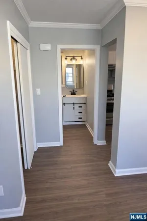 $2,450 | 111 Willow Street, Unit 2, Bloomfield, NJ 07003