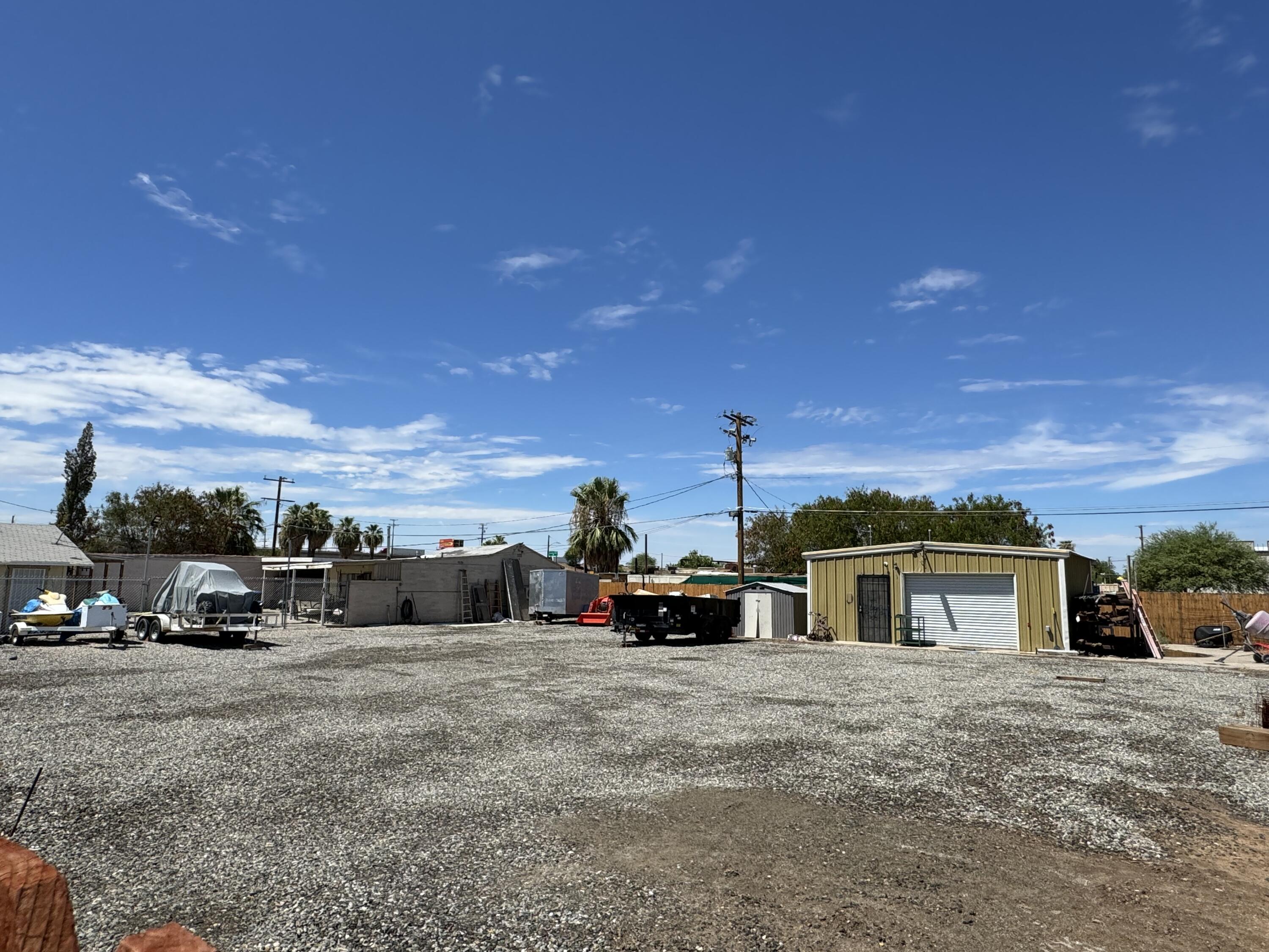 165 South Spring Street Blythe, CA 92225 - Photo 44 of 46 IMG_6874