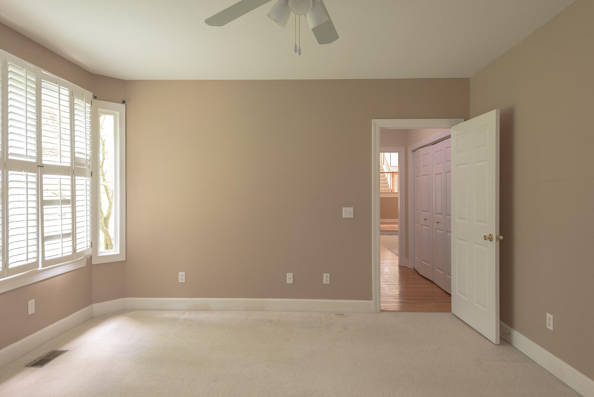 22 Middle Creek Road Signal Mountain, TN 37377 - Photo 16 of 29 Bedroom 2
