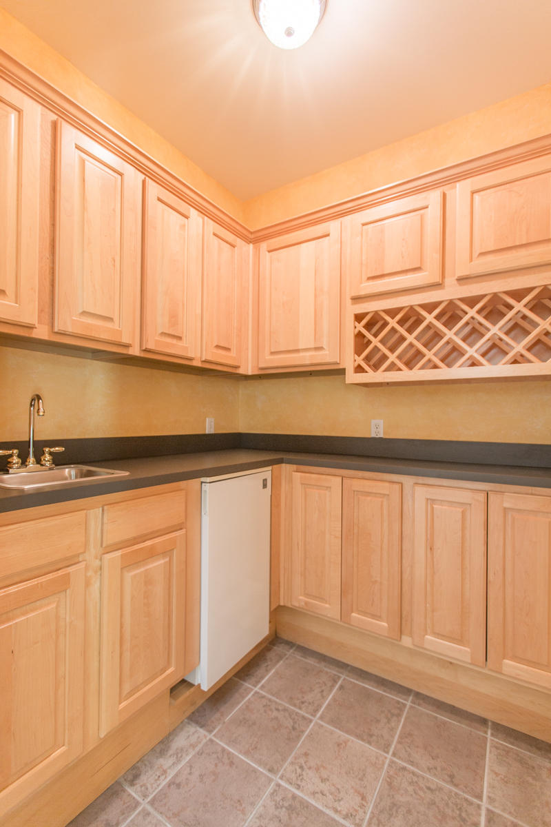 22 Middle Creek Road Signal Mountain, TN 37377 - Photo 21 of 29 Laundry Room