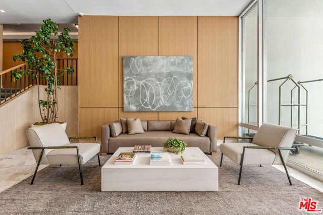 $4,800 | 999 North Doheny Drive, Unit 1002, West Hollywood, CA 90069