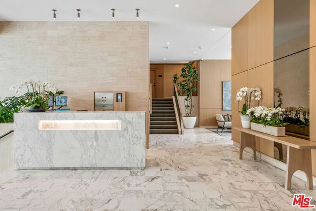 $4,800 | 999 North Doheny Drive, Unit 1002, West Hollywood, CA 90069