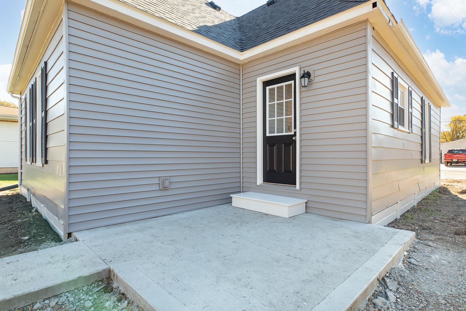807 West Spring Street Staunton, IL 62088 - Photo 13 of 29 Gallery Image 13