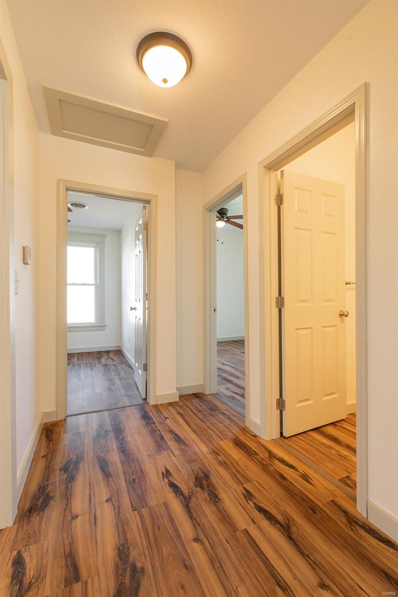 807 West Spring Street Staunton, IL 62088 - Photo 21 of 29 Gallery Image 21
