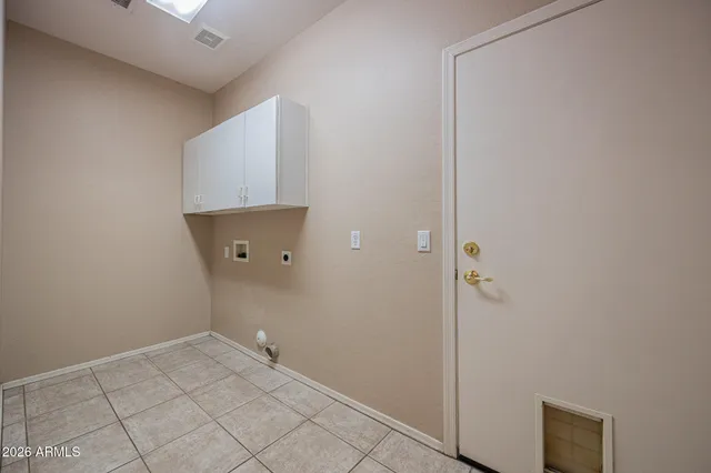 $2,595 | 522 North Kimberlee Way, Chandler, AZ 85225