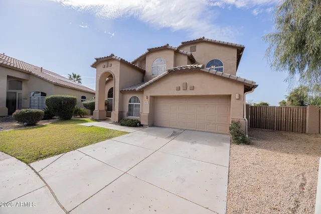 $2,595 | 522 North Kimberlee Way, Chandler, AZ 85225