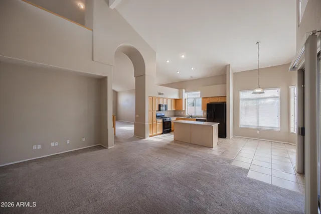 $2,595 | 522 North Kimberlee Way, Chandler, AZ 85225