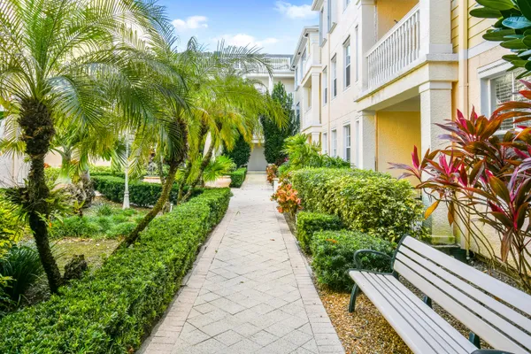 $387,699 | 276 Murcia Drive, Unit 313, Jupiter, FL 33458