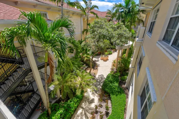 $387,699 | 276 Murcia Drive, Unit 313, Jupiter, FL 33458