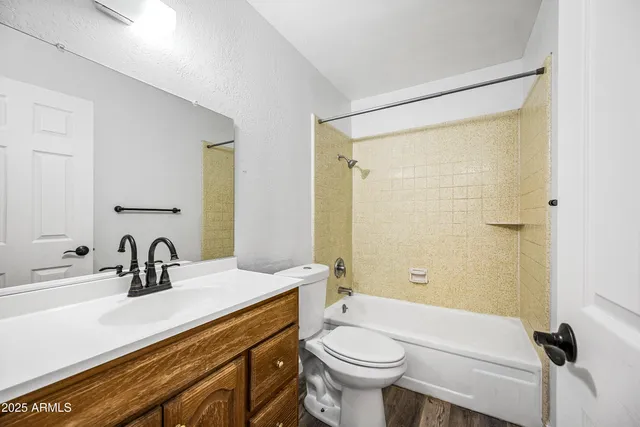 $1,599 | 503 West Pebble Beach Drive, Tempe, AZ 85282