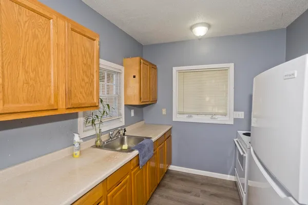 $2,550 | 33 Baldwin Street, Unit 1, West Springfield, MA 01089