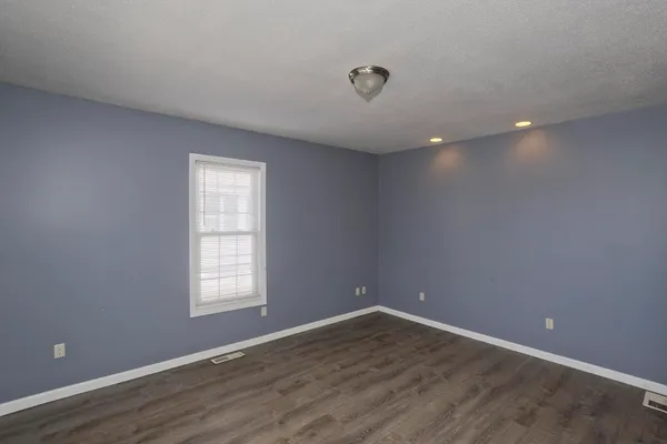 $2,550 | 33 Baldwin Street, Unit 1, West Springfield, MA 01089