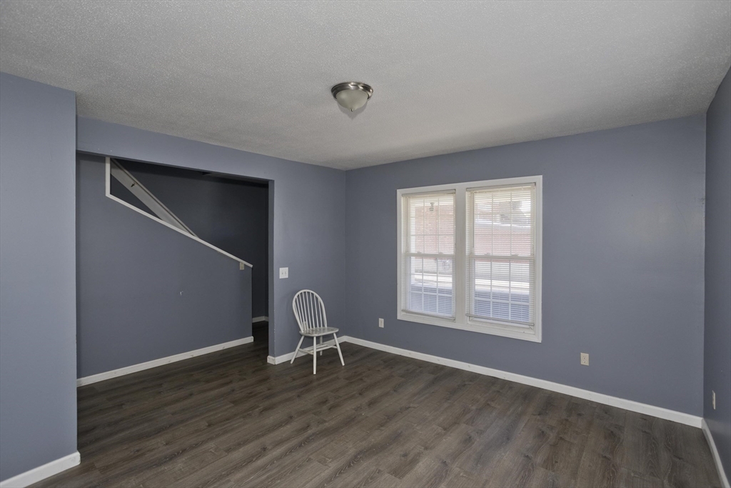 33 Baldwin Street, Unit 1 West Springfield, MA 01089 - Photo 6 of 29