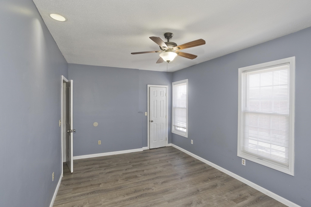 33 Baldwin Street, Unit 1 West Springfield, MA 01089 - Photo 8 of 29