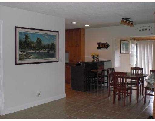 32 Ridgewood Circle Jupiter, FL 33469 - Photo 5 of 16 Additional Photo