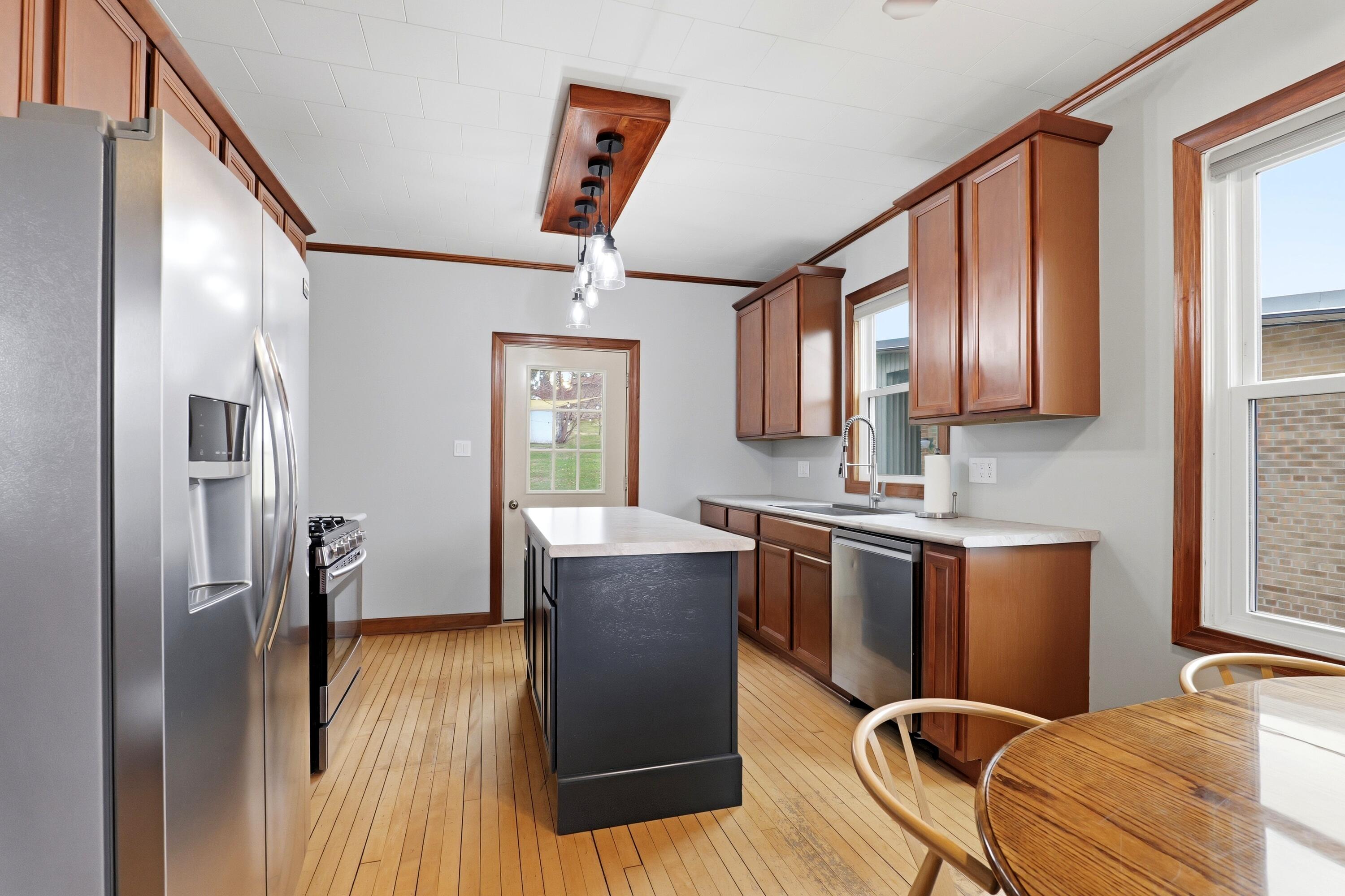 326 Butler Street Random Lake, WI 53075 - Photo 4 of 35 Lovely Updated Kitchen