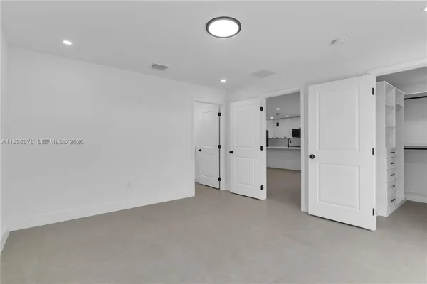 $1,350,000 | 6421 Southwest 59th Avenue, South Miami, FL 33143